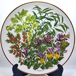 Wedgwood Franklin Porcelain Flowers of the Year "February" 1977 Plate ~ 10 5/8"